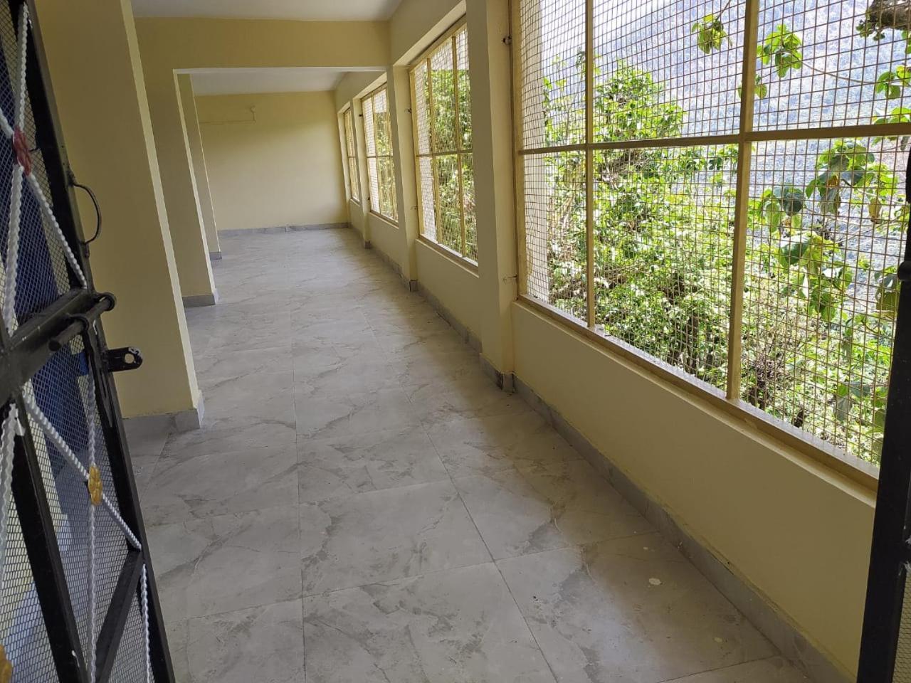 Hotel Narayana Residency Gupta Kāshi Екстериор снимка